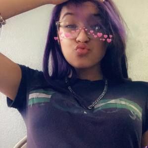 Meet your Posher, Mayra